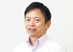 システム部長 竹内 正彦｜写真