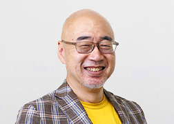 マーケティング部 山本 哲也｜写真